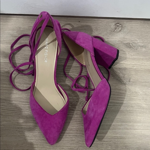 Marc Fisher‎ Cerana Fuchsia Suede Heels with Ankle Tie, Size 8.5 - Picture 3 of 7